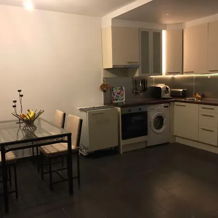 Modernes Mit Traumhaftem Ausblick Lejlighed *